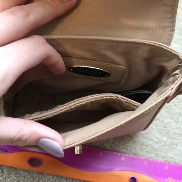 Forever 21 Cross Body Bag - Picture 5 of 5